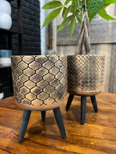 Load image into Gallery viewer, Copper Cement Geometric Pot w/ Legs

