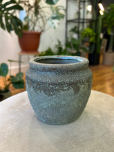 Load image into Gallery viewer, Earthy Pot
